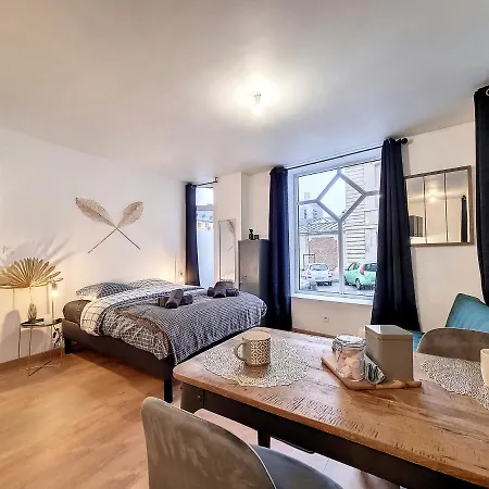 Agathe Apartment