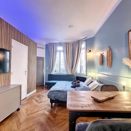 Agathe Apartment *
